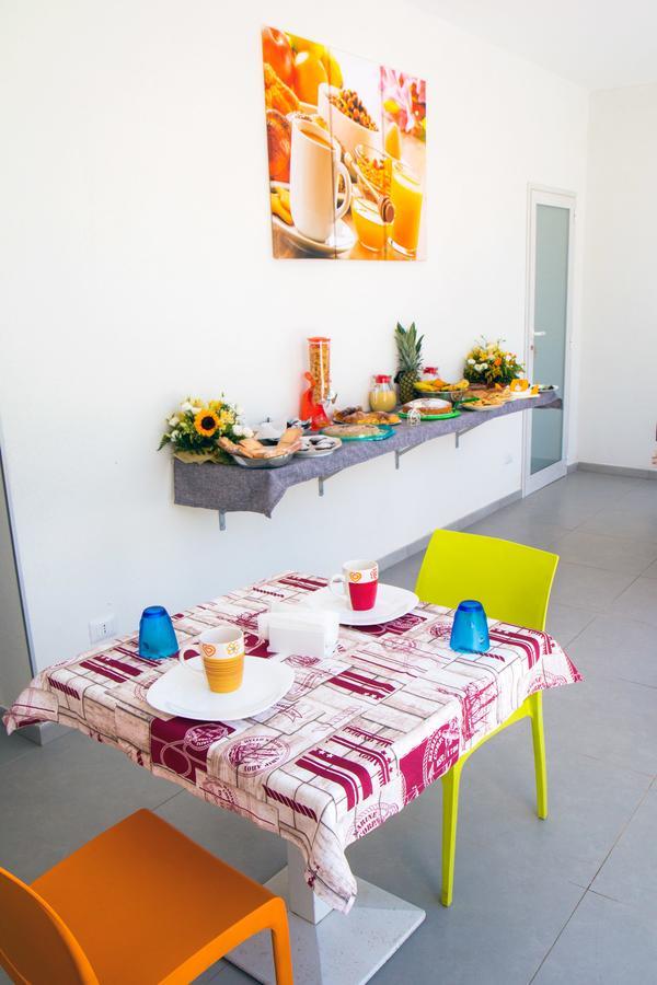 L'Isola Del Sole Bed & Breakfast Castelluzzo Luaran gambar