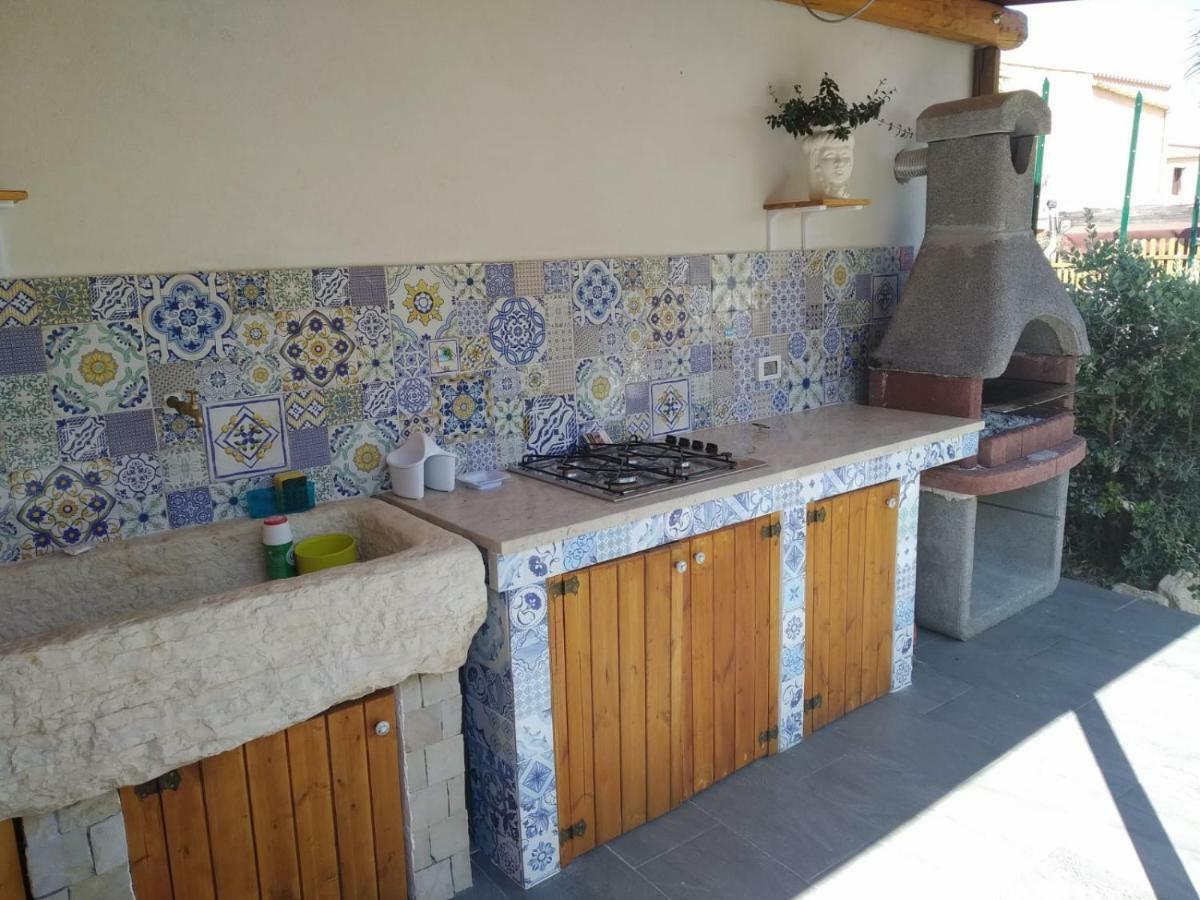 L'Isola Del Sole Bed & Breakfast Castelluzzo Luaran gambar